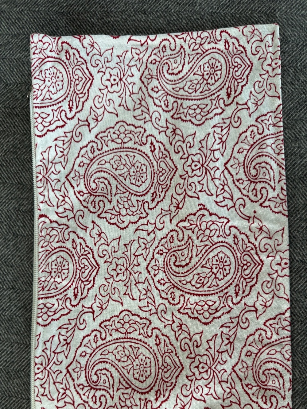 NWOT, ROBERTA ROLLER RABBIT, LARGE SIZE, ENVELOPE ZIPPERED POUCH